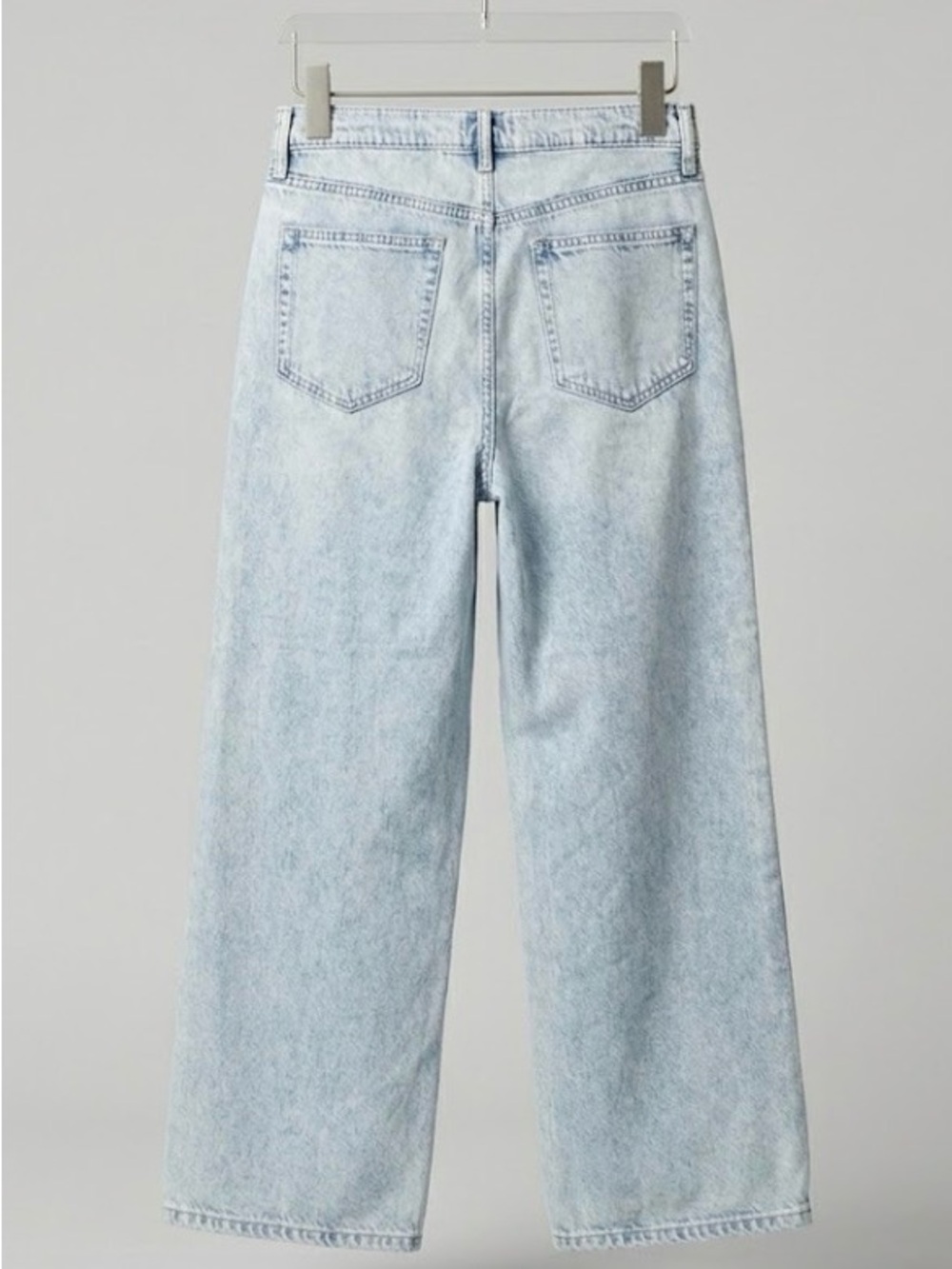 GAP Light Wash Wide-Leg Women’s Jeans - Picture 2 of 3